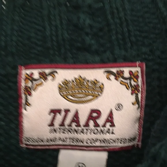 Embellished Christmas Sweater - Picture 3 of 6